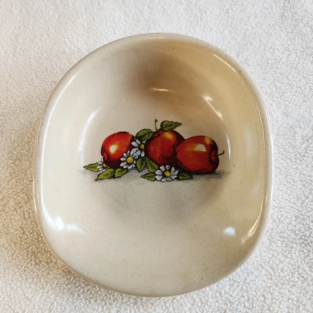 SHAKER & THANGS Stoneware‎ Pottery Spoon Rest Apples Texas Country VTG 80s